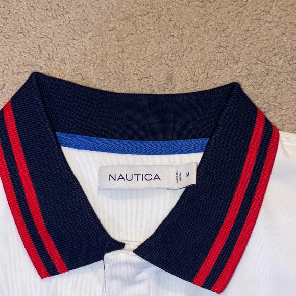 Mn’s medium Nautica polo style short sleeve shirt. - Picture 2 of 7